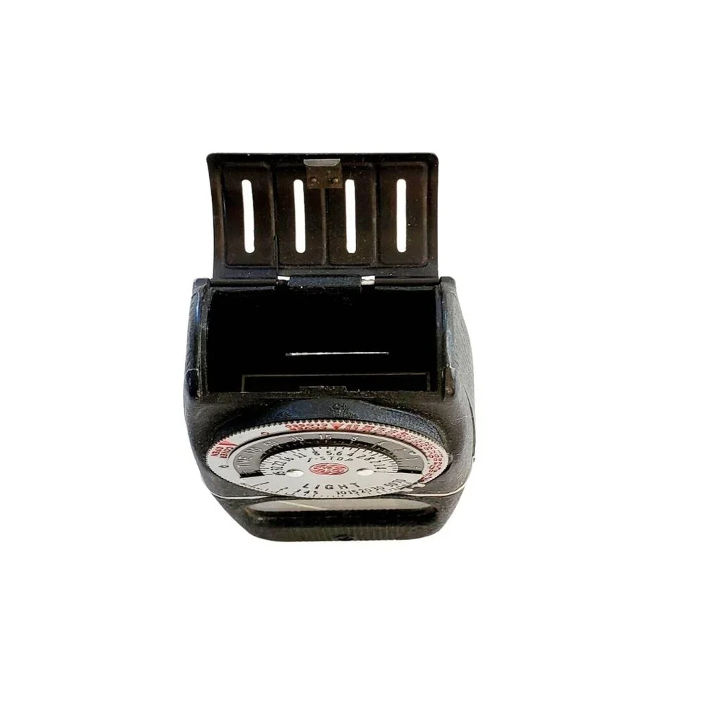 Vintage 1960s GE Exposure Meter DW-68, 1960s Photo